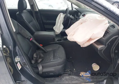 2017 Subaru Legacy 2.5I Limited из США, поврежденный, VIN 4S3BNAN62H3025585